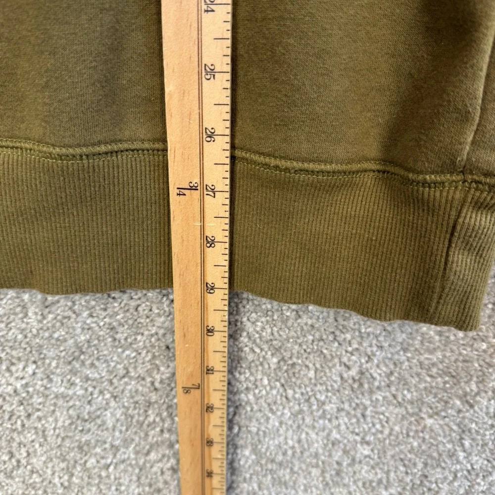 The North Face Mens Heritage Patch Crewneck Sweatshirt Olive Green A55TM Large
